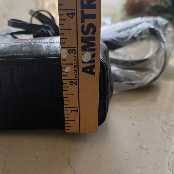 Oak & Fort Bucket Bag. - Picture 11 of 11